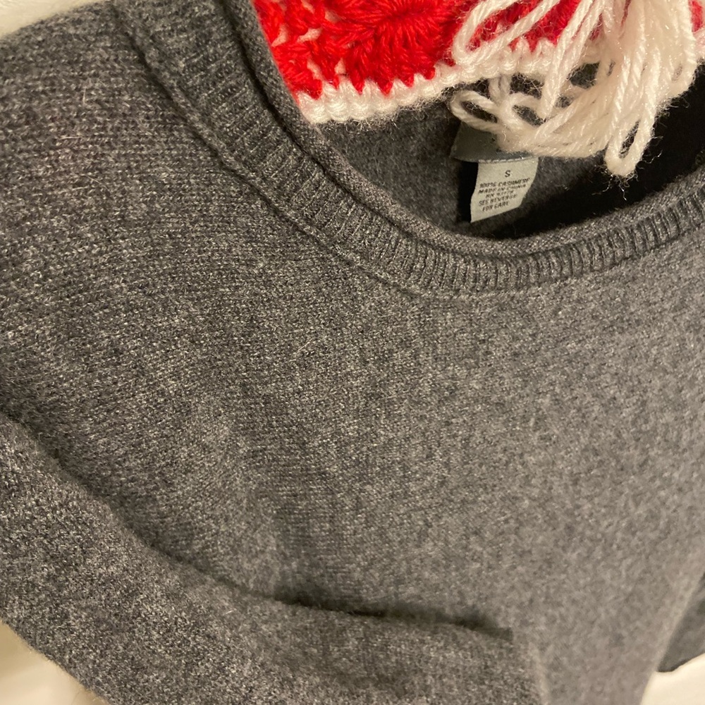 Permise cashmere sweater